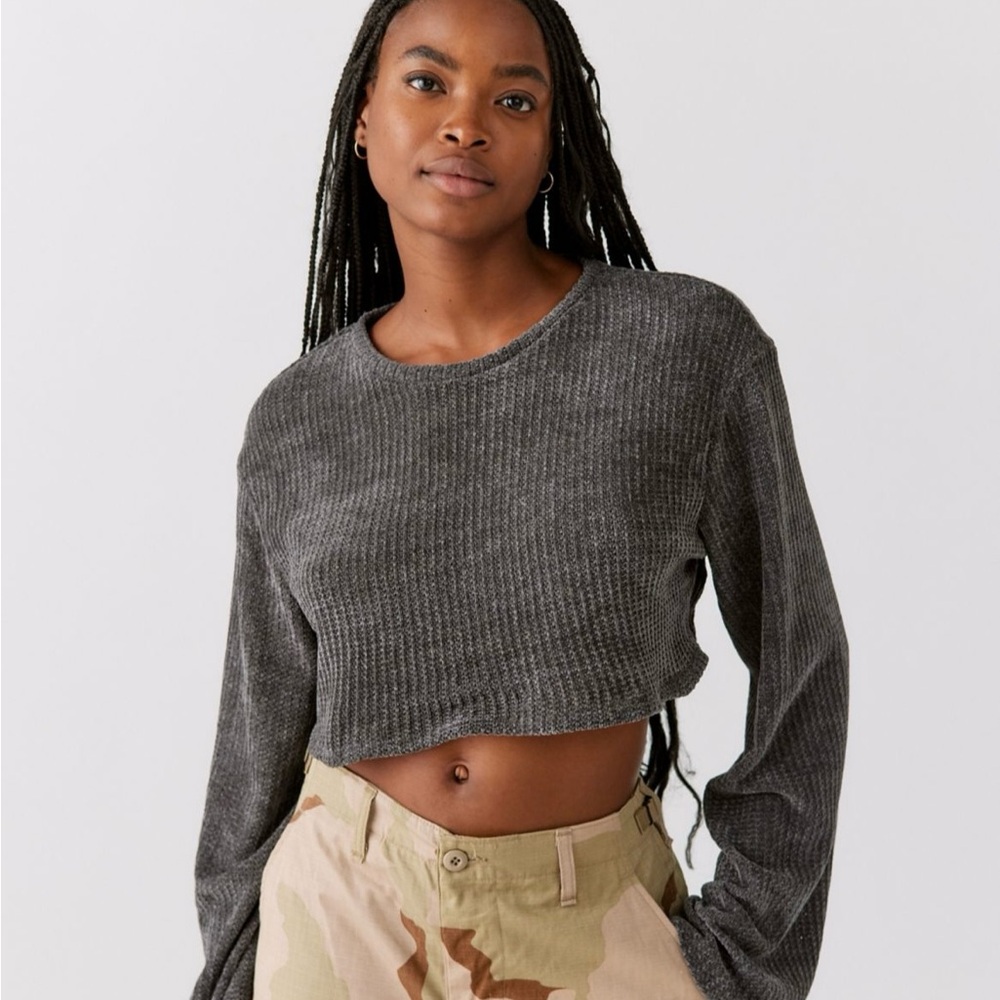 Urban Renewal Remnants Cozy
Drippy Sleeve Crew Neck Sweater